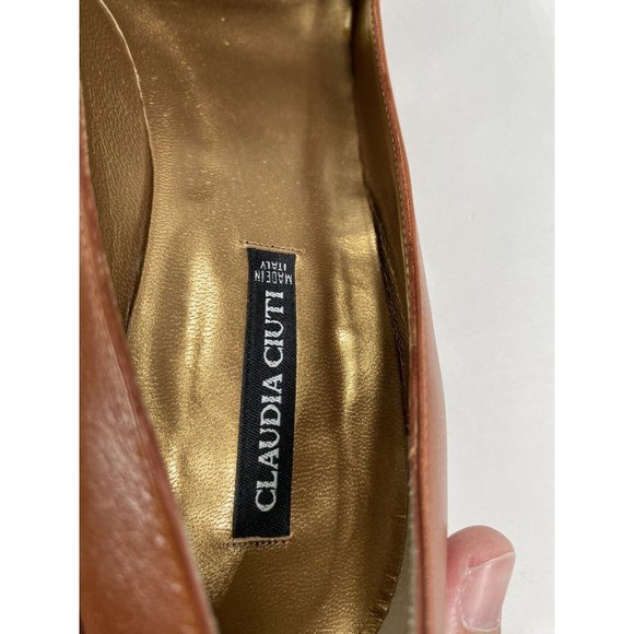 Elegant Brown Heels with Buckle Detail - Picture 4 of 6